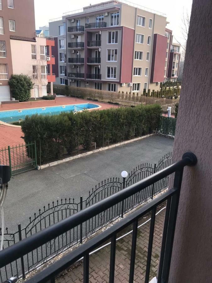 סאני ביץ' Cozy Apartment Saint Sofia מראה חיצוני תמונה