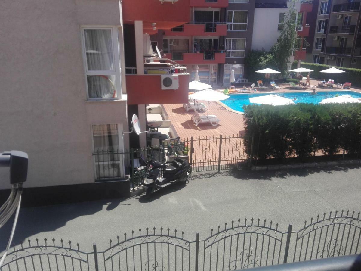 סאני ביץ' Cozy Apartment Saint Sofia מראה חיצוני תמונה